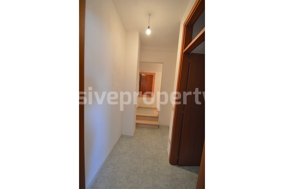 Charming 3-Bedroom Townhouse for Sale in the Historic Center of Acquaviva Collecroce in Molise