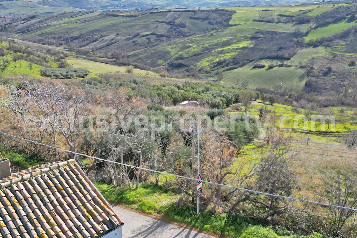 Charming Country House for Renovation with Land for Sale in Abruzzo - Italy - Peaceful Scerni Location