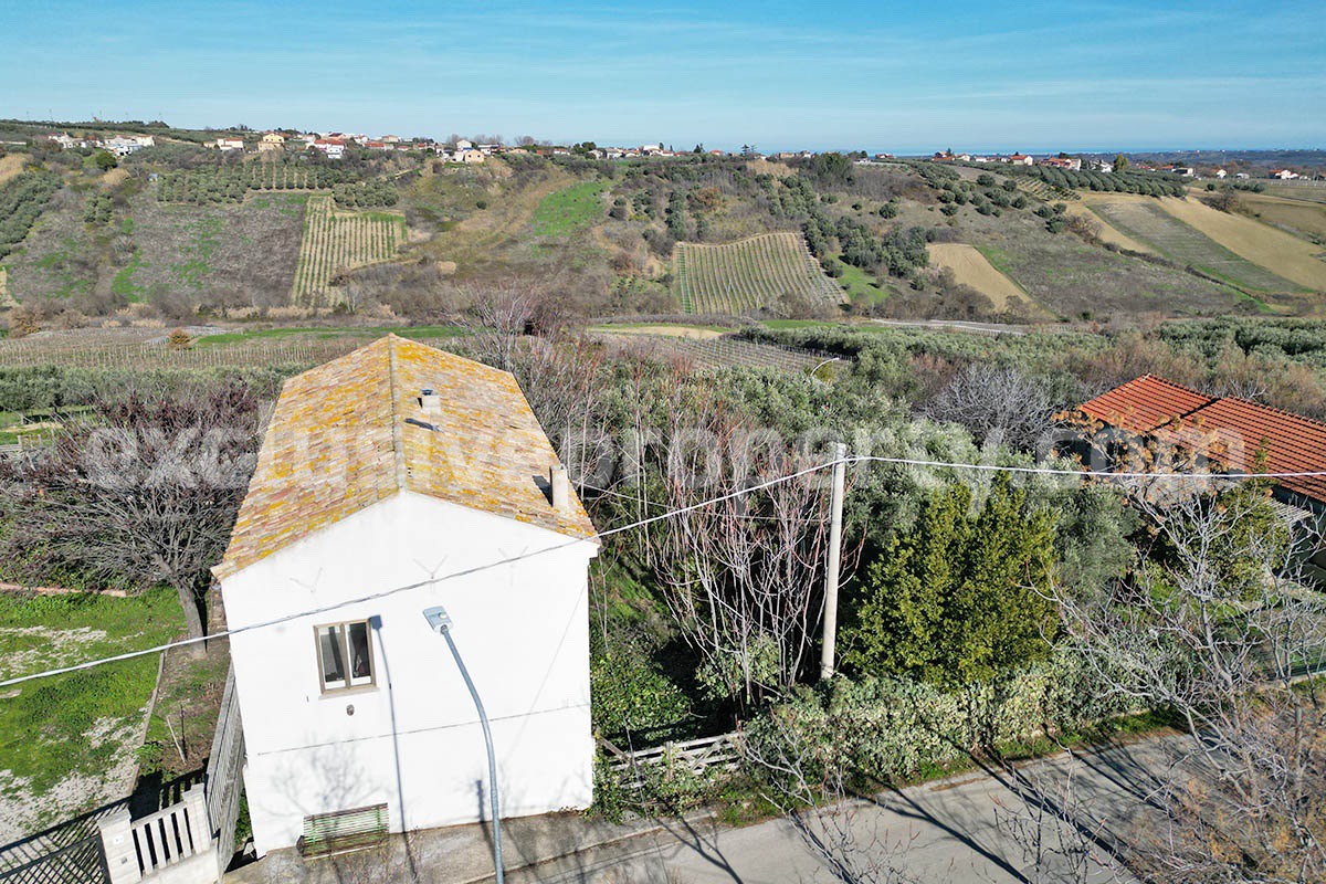 Charming Country House for Renovation with Land for Sale in Abruzzo - Italy - Peaceful Scerni Location
