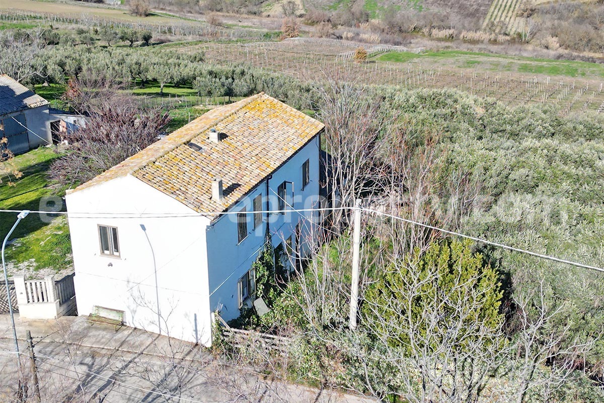 Charming Country House for Renovation with Land for Sale in Abruzzo - Italy - Peaceful Scerni Location