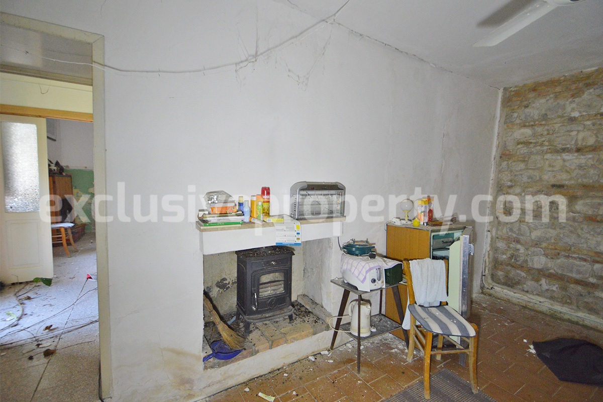 Charming Country House for Renovation with Land for Sale in Abruzzo - Italy - Peaceful Scerni Location