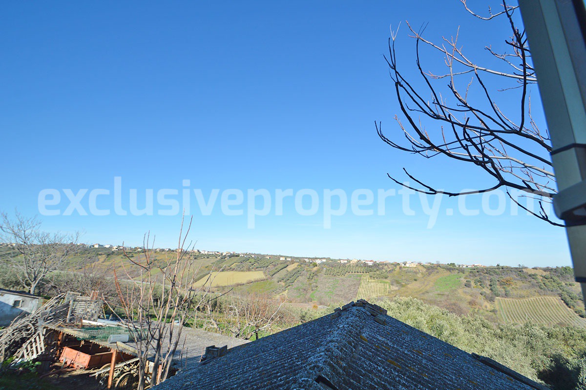Charming Country House for Renovation with Land for Sale in Abruzzo - Italy - Peaceful Scerni Location