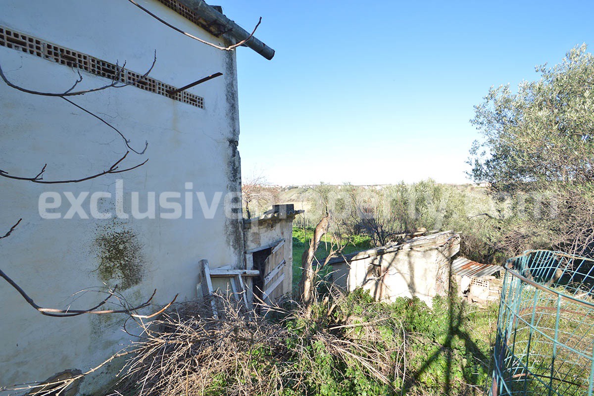 Charming Country House for Renovation with Land for Sale in Abruzzo - Italy - Peaceful Scerni Location