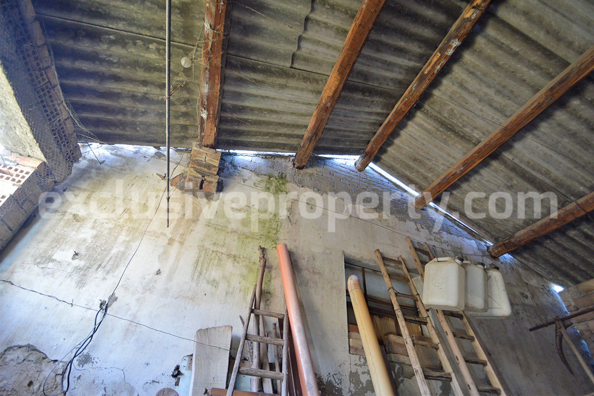 Charming Country House for Renovation with Land for Sale in Abruzzo - Italy - Peaceful Scerni Location