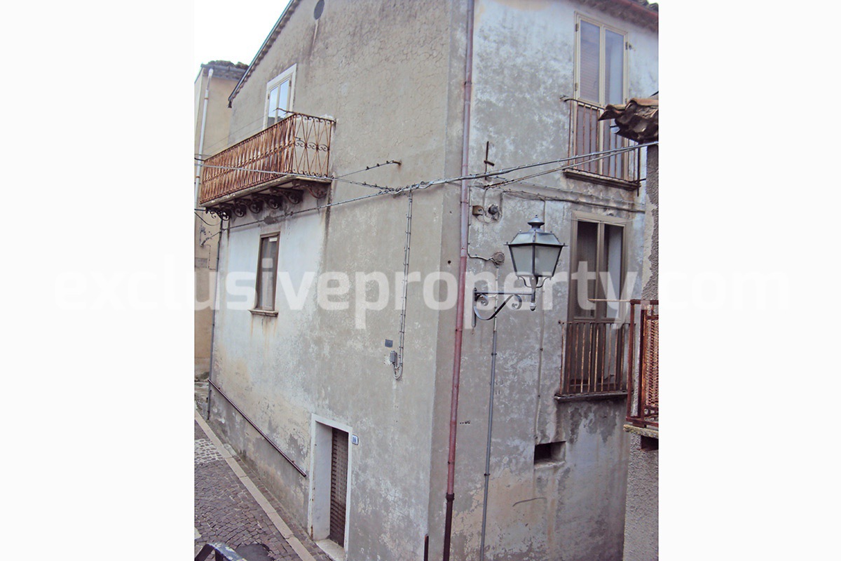 Cheap town house for sale in Molise - Property in Italy 2
