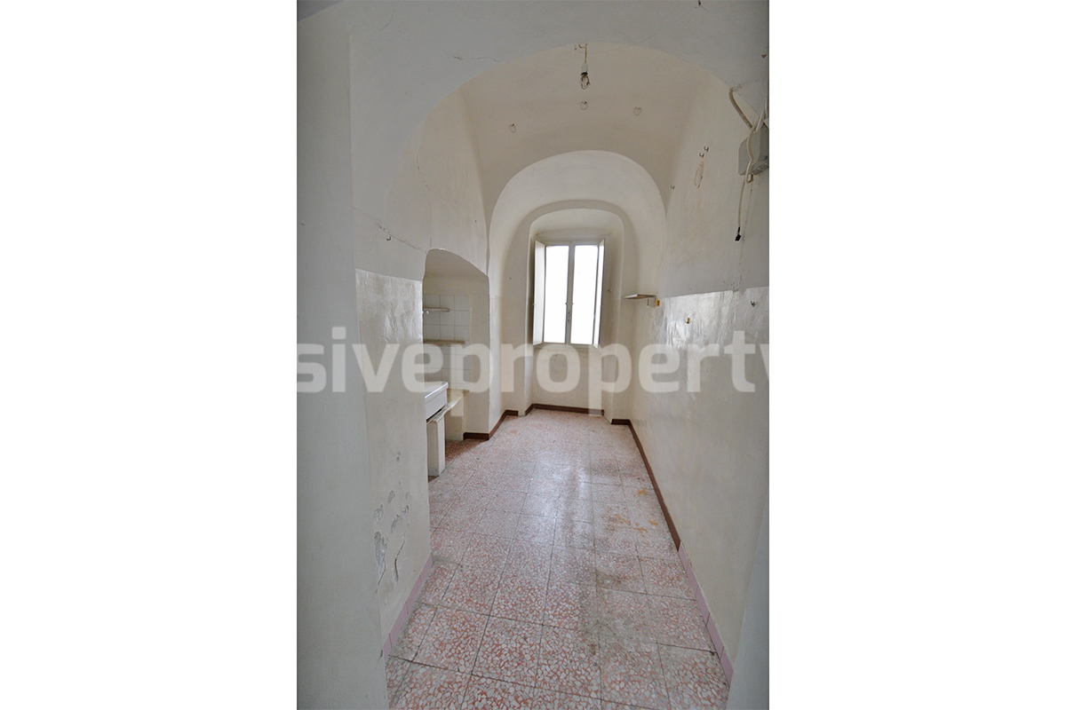 Historic Noble Palace to Restore with Private Terrace and Stone Wine Cellar - Carpinone - Molise - Italy