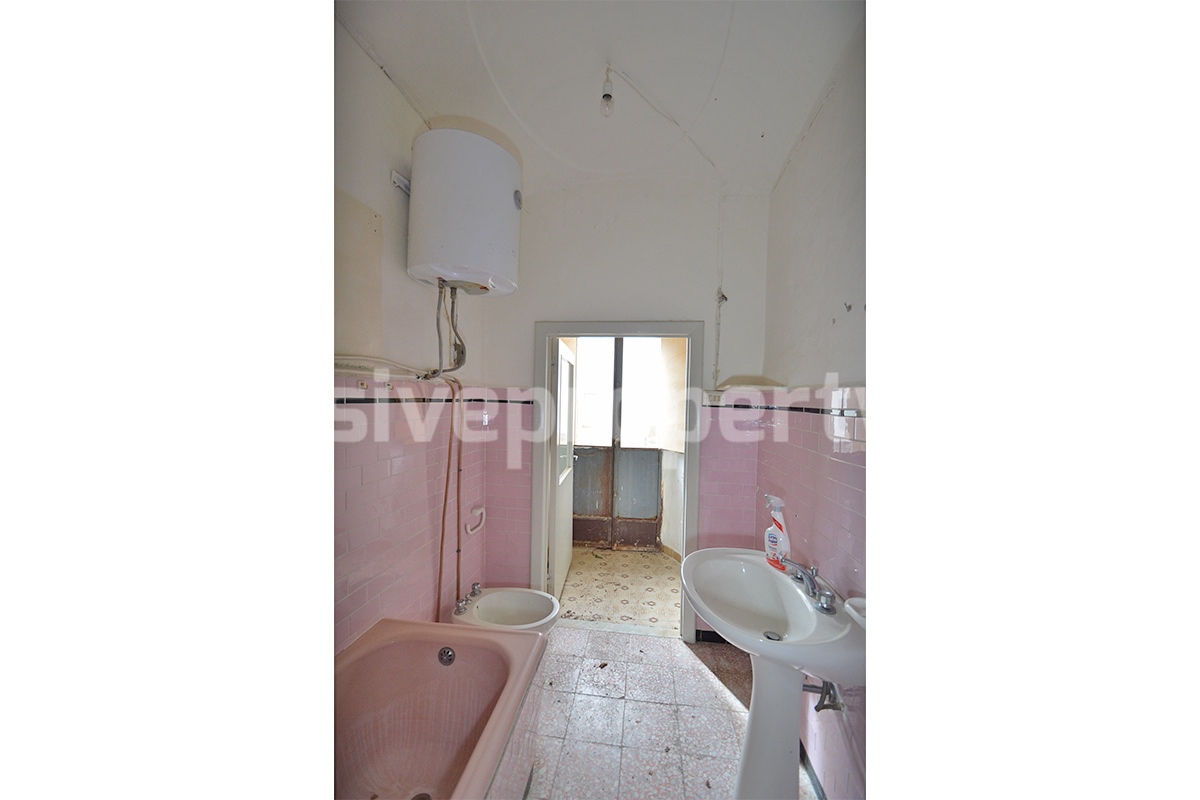 Historic Noble Palace to Restore with Private Terrace and Stone Wine Cellar - Carpinone - Molise - Italy