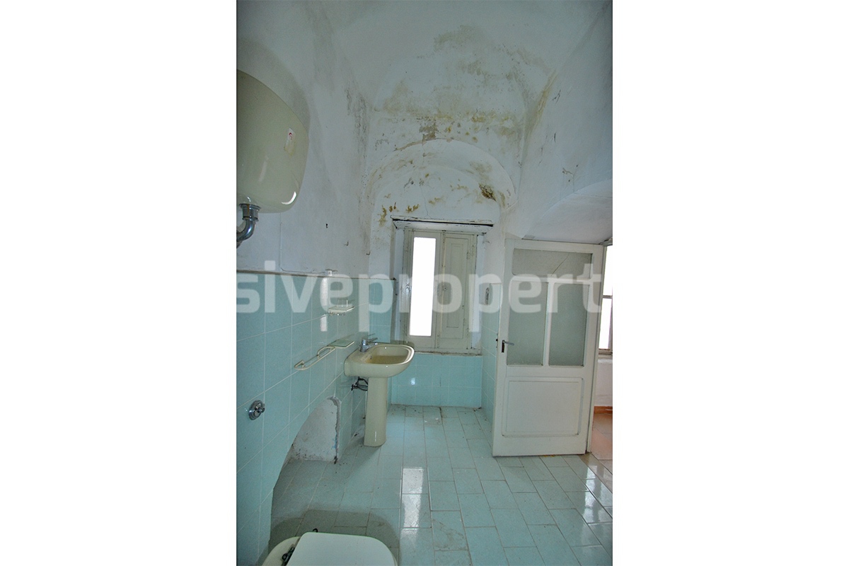 Historic Noble Palace to Restore with Private Terrace and Stone Wine Cellar - Carpinone - Molise - Italy