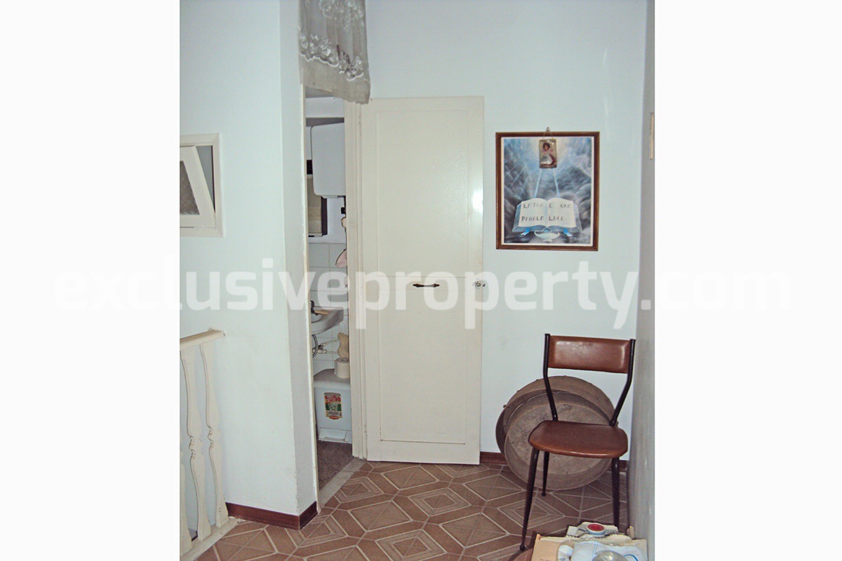 Cheap town house for sale in Molise - Property in Italy 13