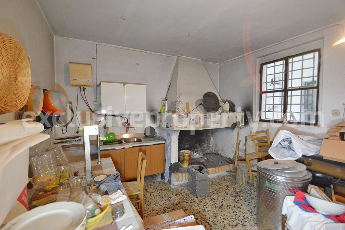 Country House with Olive Grove and Sea View - 5 Minutes from the Adriatic Coast - Abruzzo - Italy