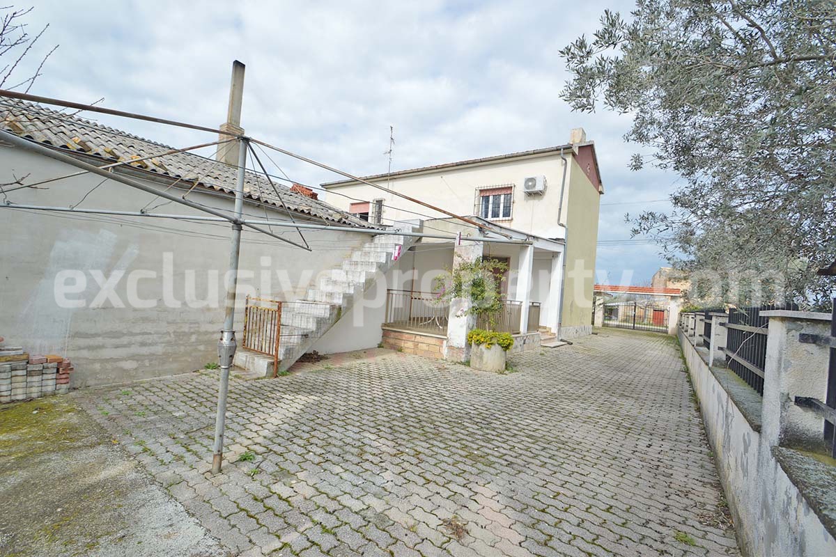 Country House with Olive Grove and Sea View - 5 Minutes from the Adriatic Coast - Abruzzo - Italy