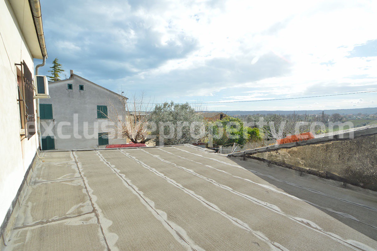 Country House with Olive Grove and Sea View - 5 Minutes from the Adriatic Coast - Abruzzo - Italy