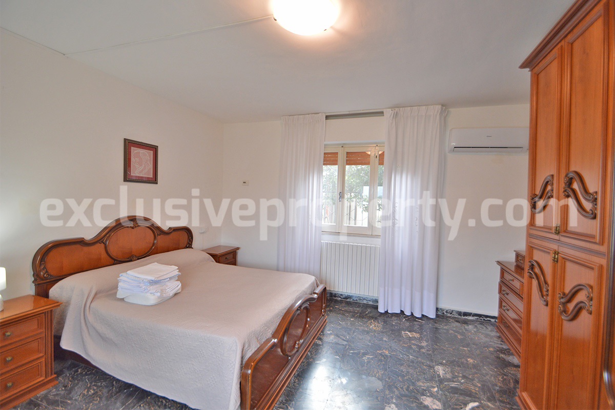 Country House with Olive Grove and Sea View - 5 Minutes from the Adriatic Coast - Abruzzo - Italy