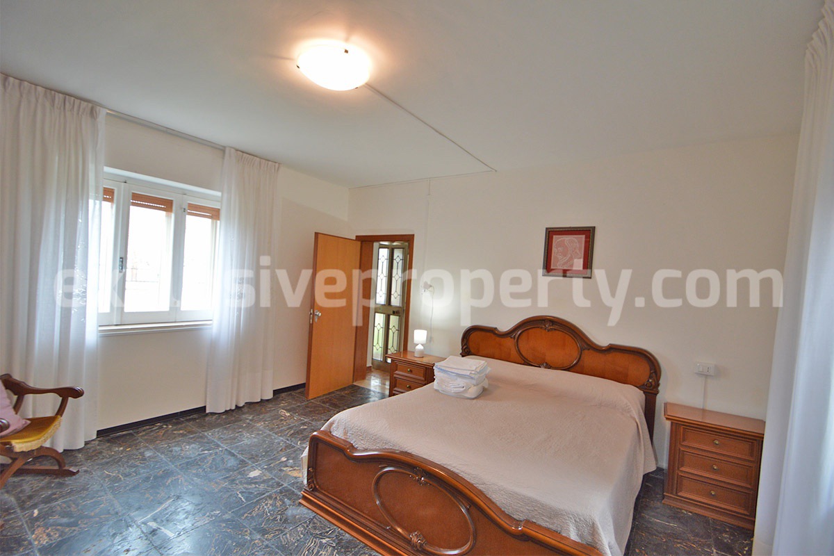 Country House with Olive Grove and Sea View - 5 Minutes from the Adriatic Coast - Abruzzo - Italy