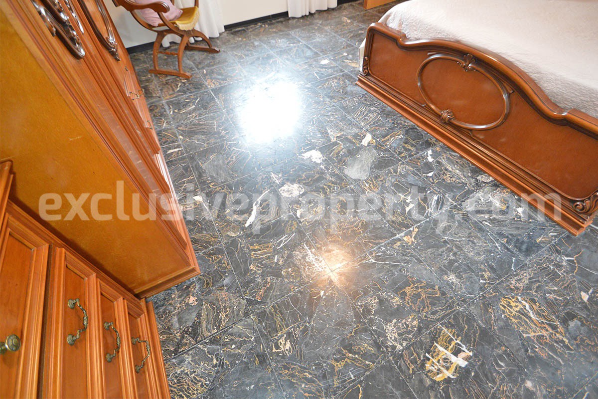 Country House with Olive Grove and Sea View - 5 Minutes from the Adriatic Coast - Abruzzo - Italy