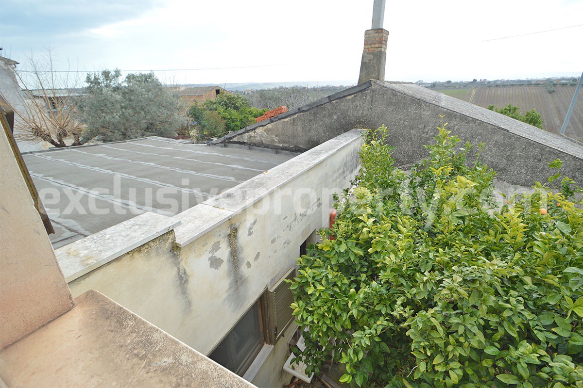 Country House with Olive Grove and Sea View - 5 Minutes from the Adriatic Coast - Abruzzo - Italy