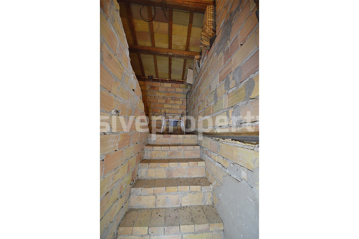 Country House with Olive Grove and Sea View - 5 Minutes from the Adriatic Coast - Abruzzo - Italy