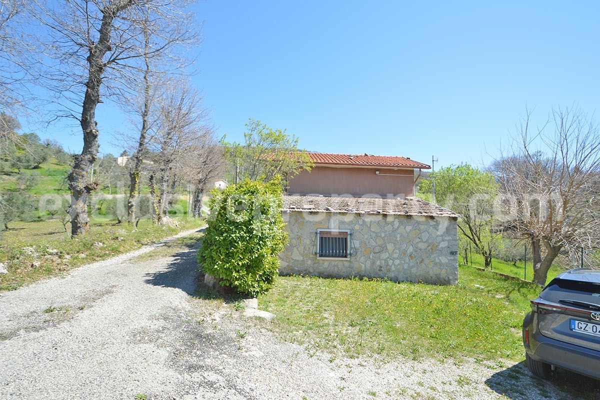 Spacious house with panoramic view of the valley for sale in Italy