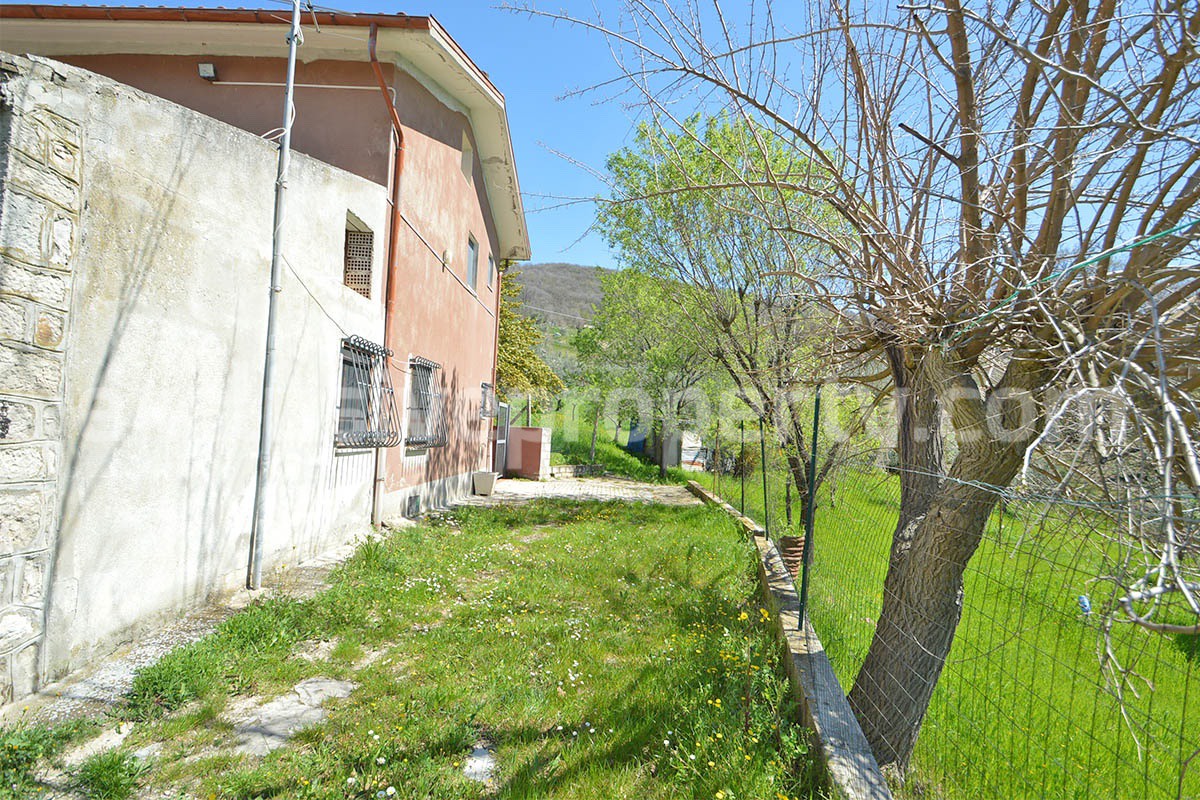 Spacious house with panoramic view of the valley for sale in Italy
