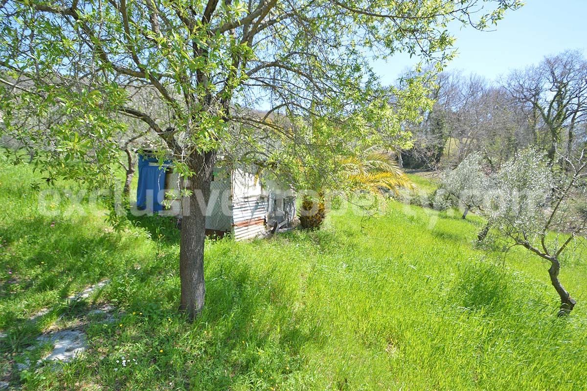 Spacious house with panoramic view of the valley for sale in Italy