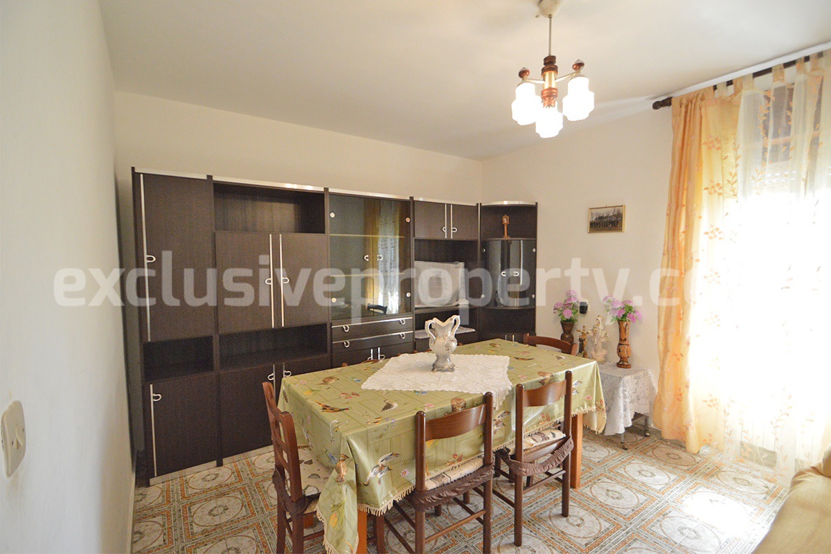 Spacious house with panoramic view of the valley for sale in Italy