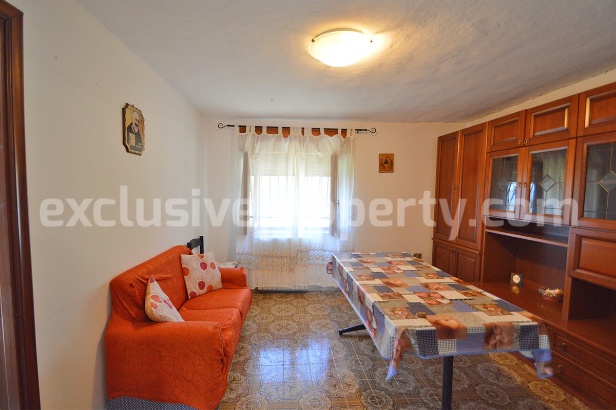 Spacious house with panoramic view of the valley for sale in Italy