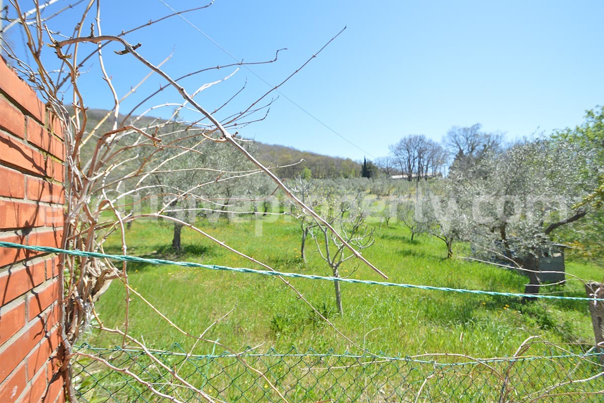 Spacious house with panoramic view of the valley for sale in Italy