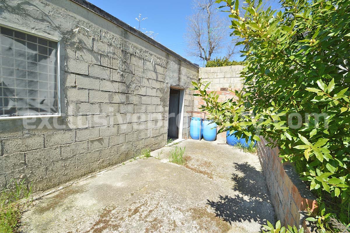 Spacious house with panoramic view of the valley for sale in Italy
