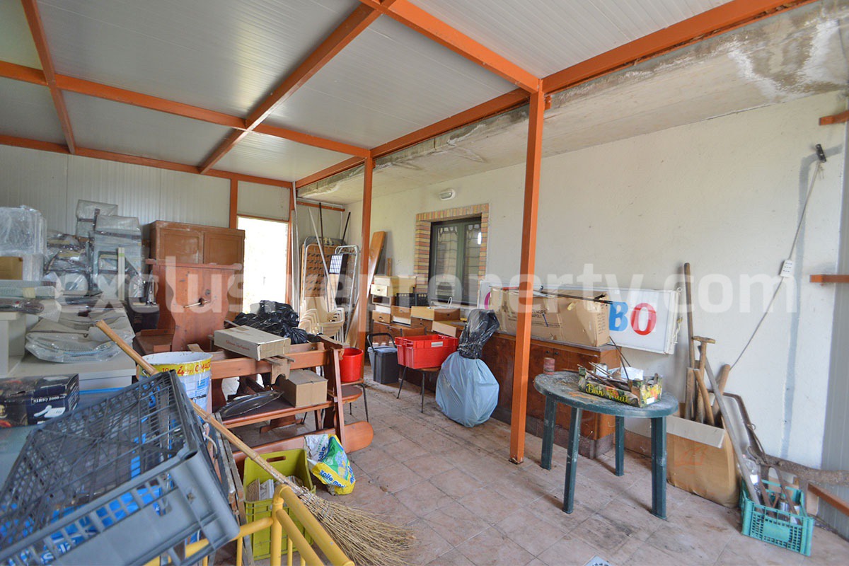 Country House with Large Land - Walnut Trees and Second Building for Sale in Molise