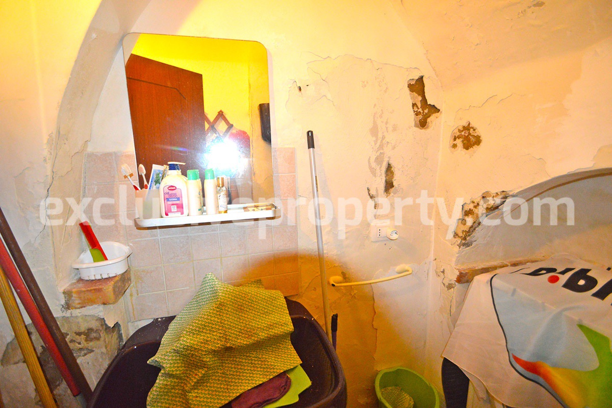 Town house renovated in rustic style for sale in Molise -  15 km from the beaches 7