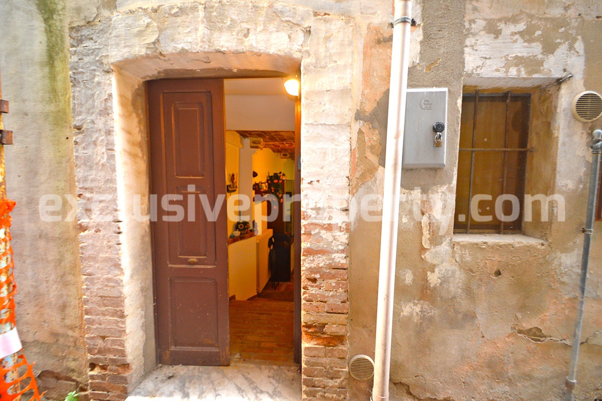 Town house renovated in rustic style for sale in Molise -  15 km from the beaches 26