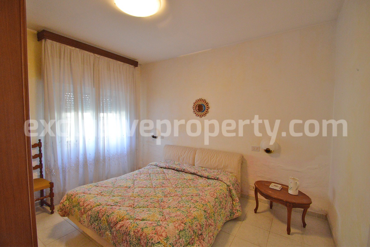 Countryside House with Olive Trees and Terrace for Sale in Guardialfiera - Molise