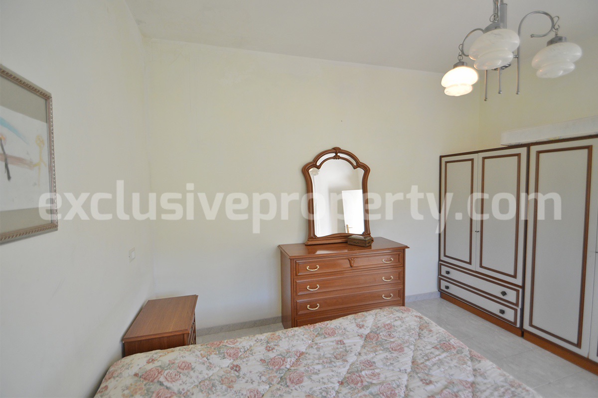 Countryside House with Olive Trees and Terrace for Sale in Guardialfiera - Molise