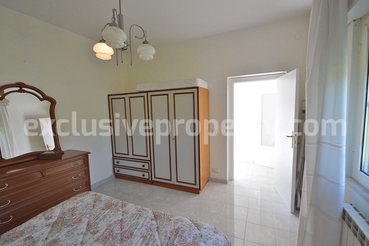 Countryside House with Olive Trees and Terrace for Sale in Guardialfiera - Molise