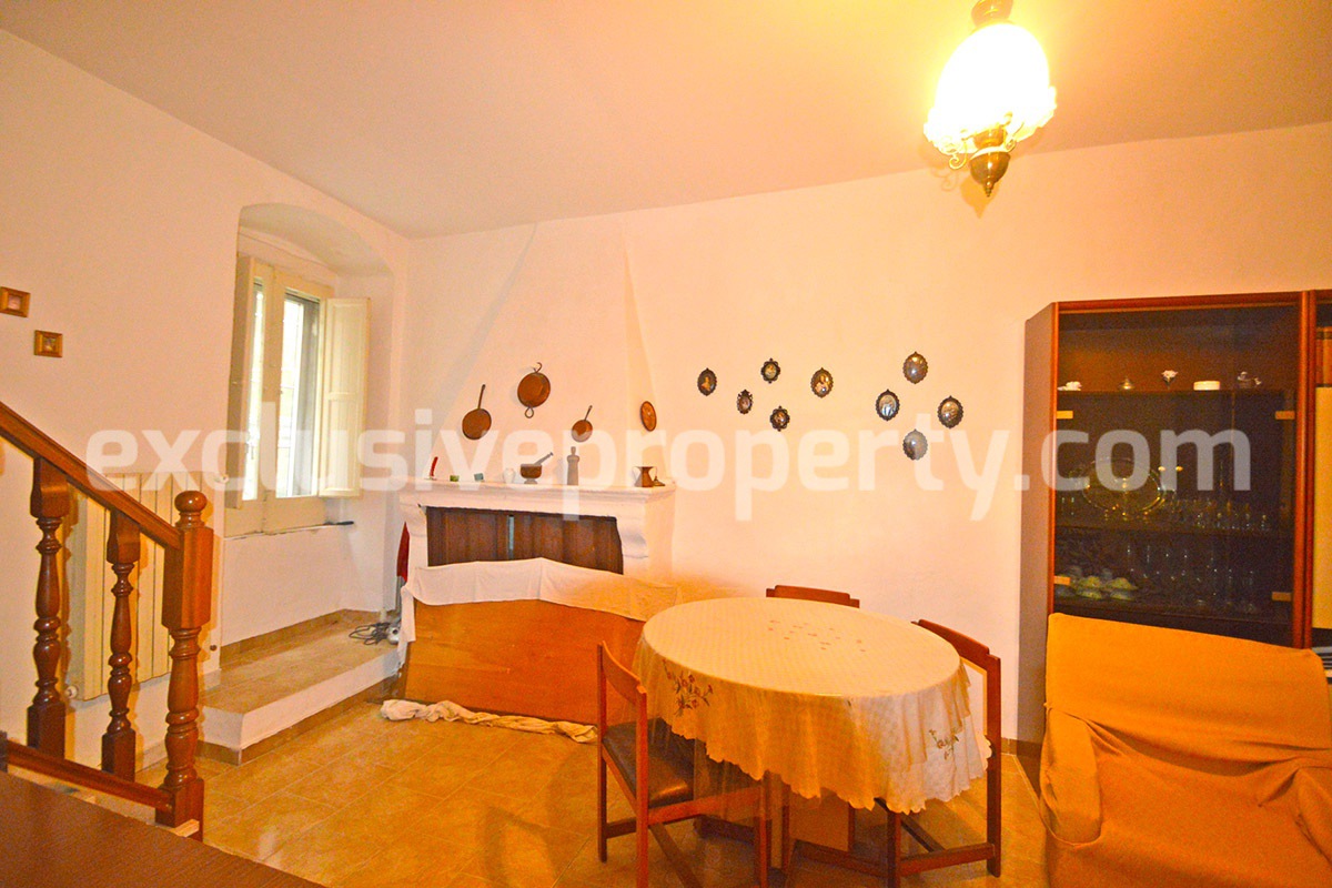 Town house renovated in rustic style for sale in Molise -  15 km from the beaches 12