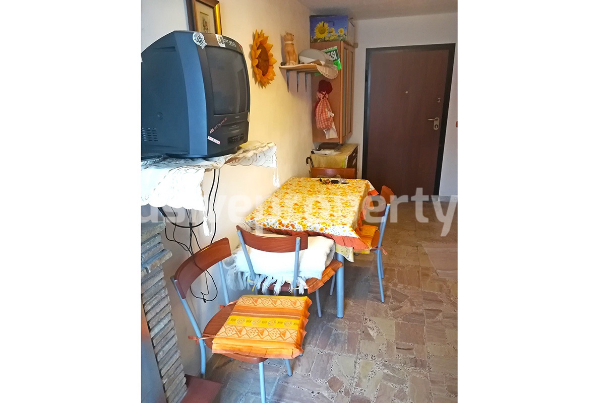 Renovated house with two bedrooms and cellar for sale in Italy 7