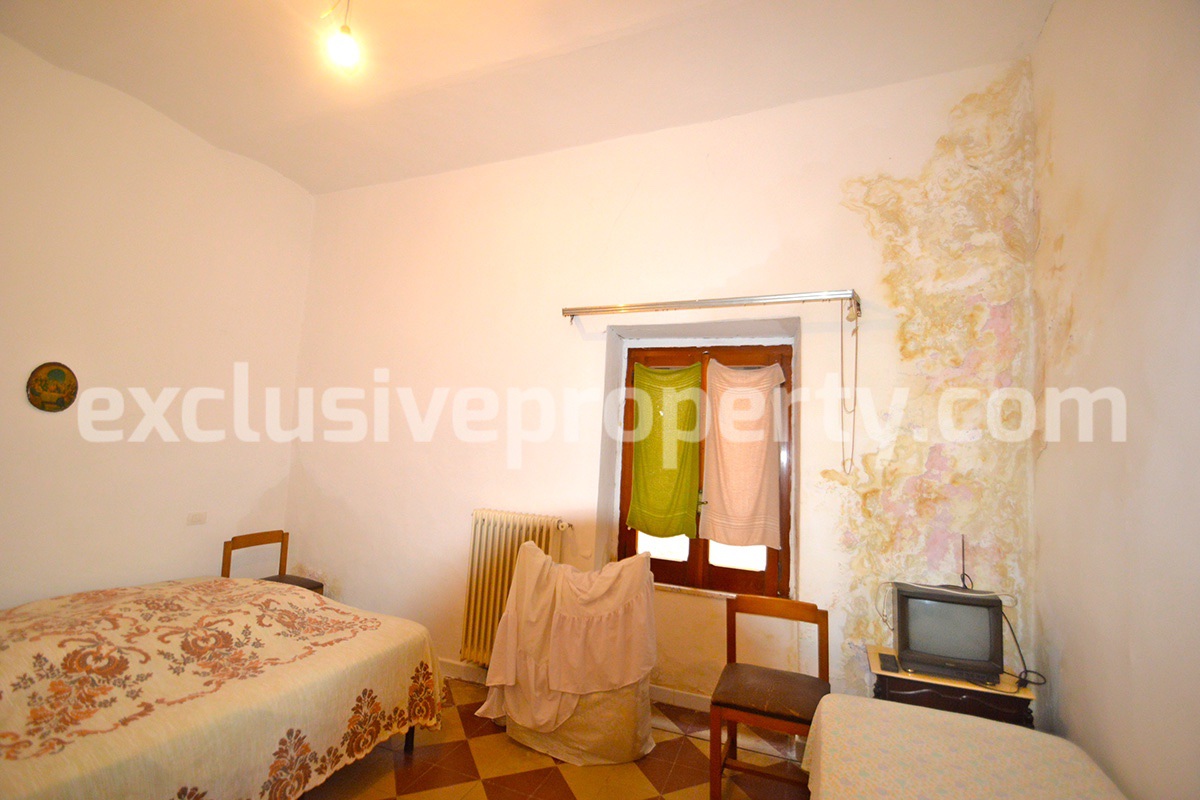 Town house renovated in rustic style for sale in Molise -  15 km from the beaches 17