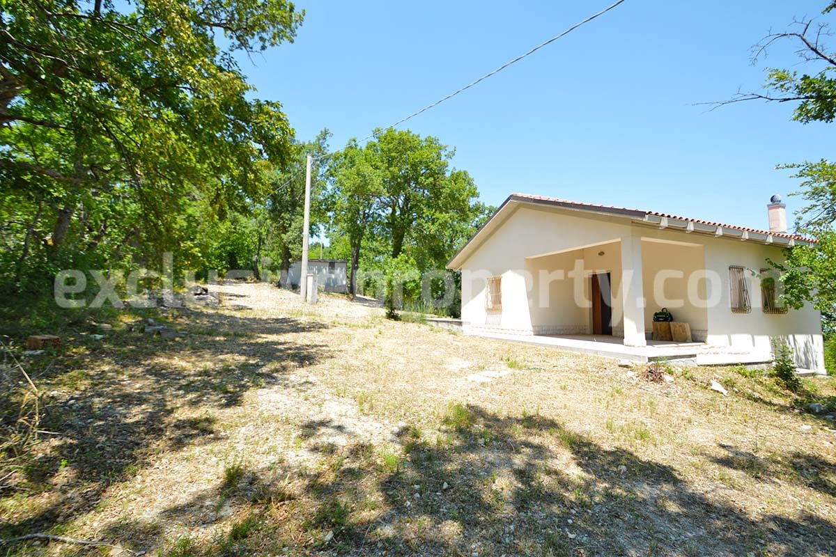 Small Countryside House with Land for Sale in Guardialfiera - Molise