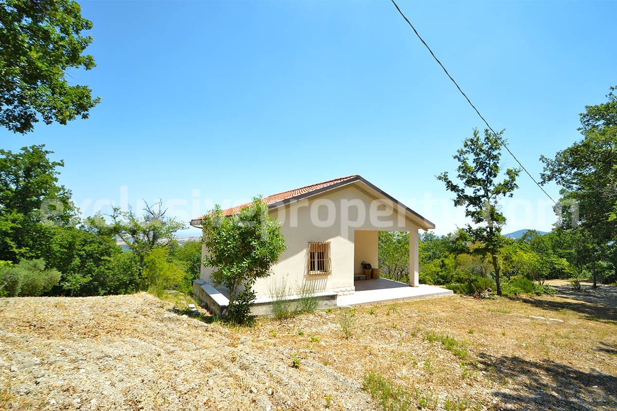 Small Countryside House with Land for Sale in Guardialfiera - Molise