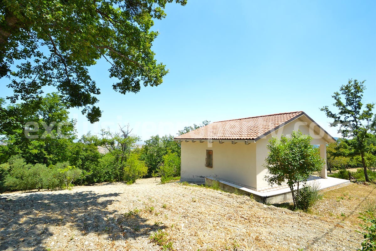 Small Countryside House with Land for Sale in Guardialfiera - Molise