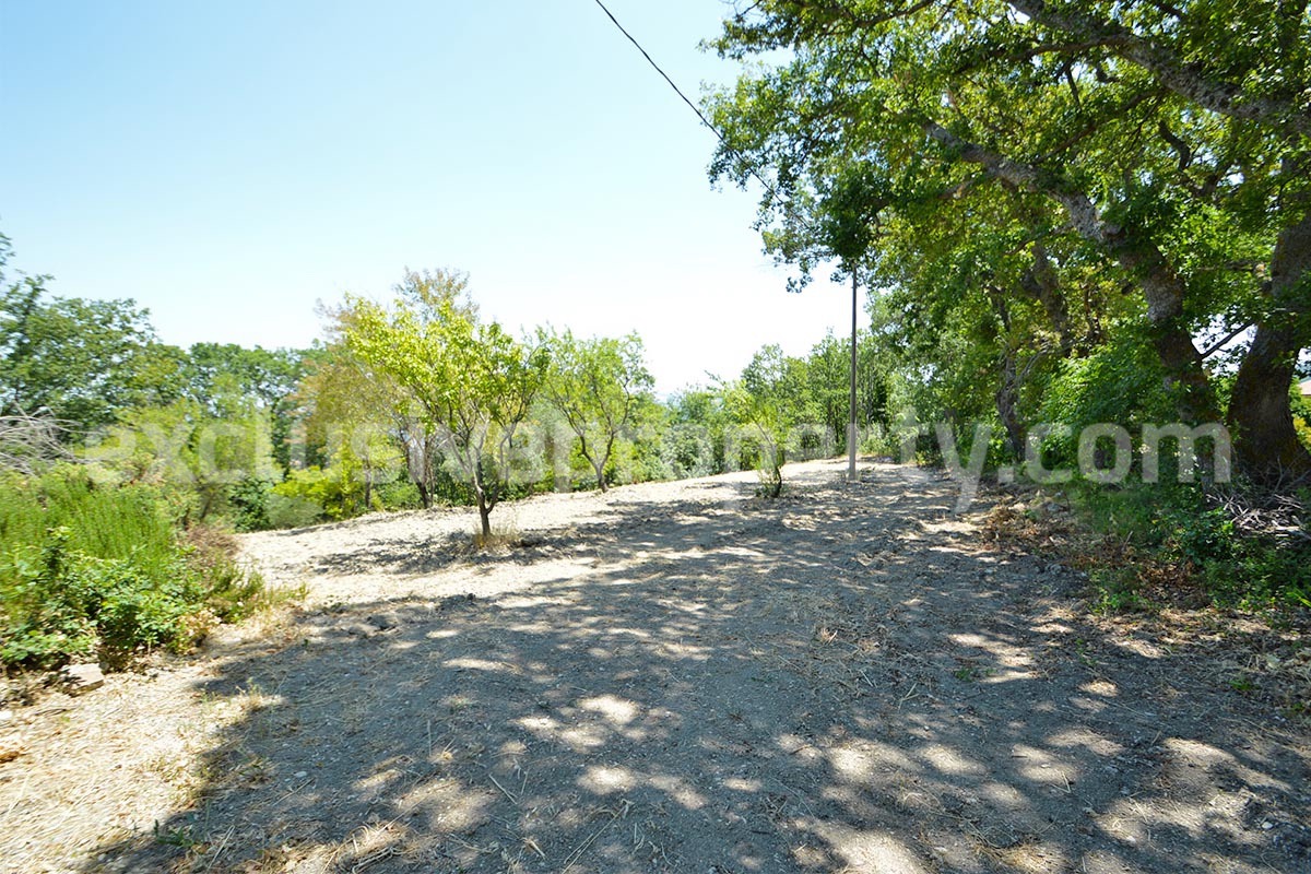 Small Countryside House with Land for Sale in Guardialfiera - Molise
