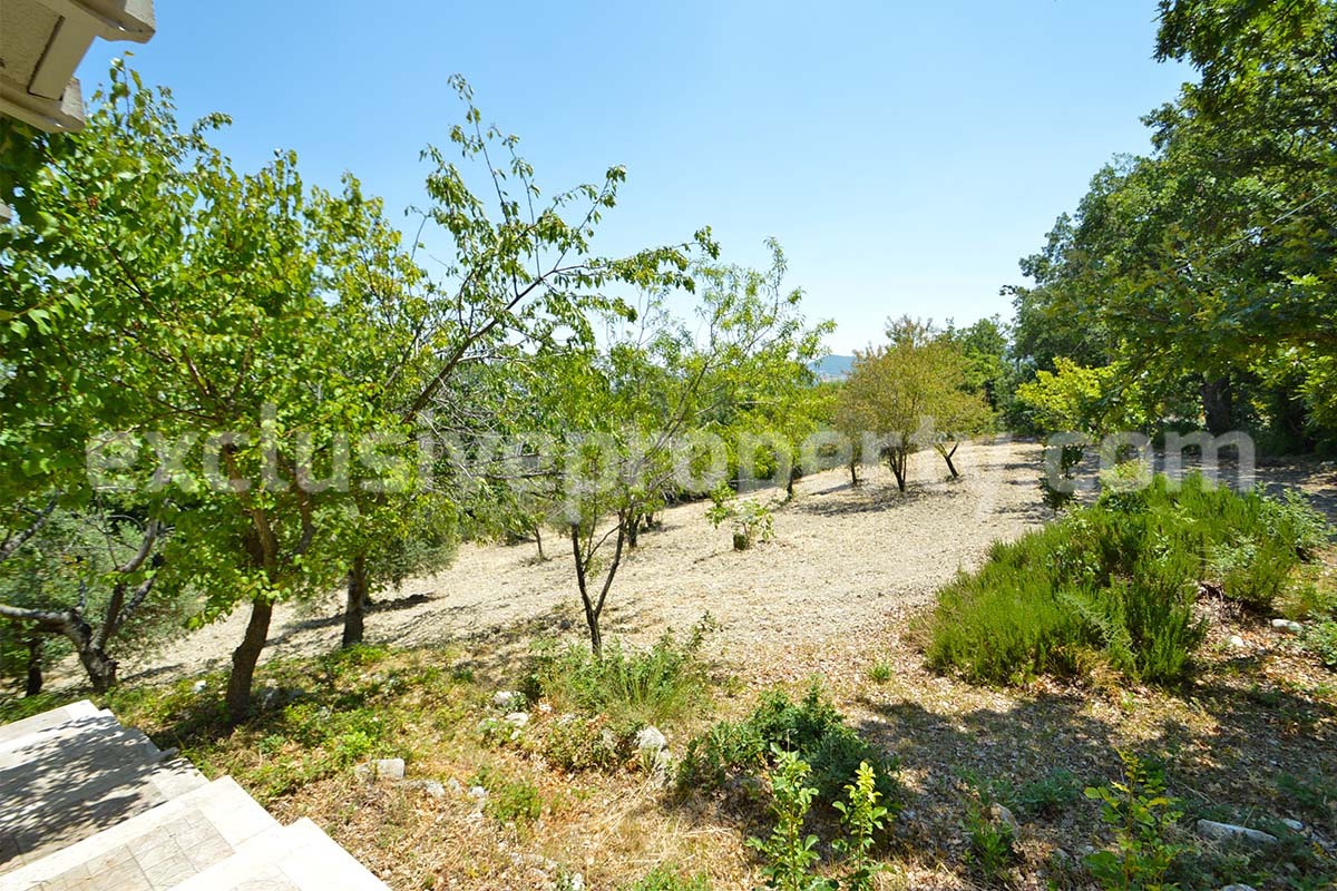 Small Countryside House with Land for Sale in Guardialfiera - Molise
