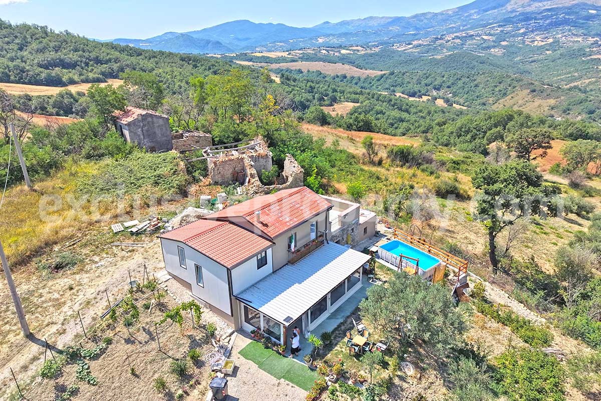 Stone Country Villa with Pool Fenced - Land and Majella Mountain Views for Sale in Abruzzo - Italy