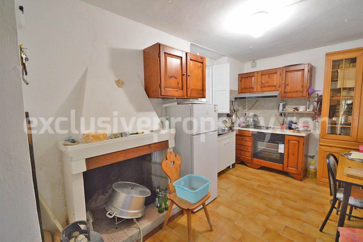 Stone Country Villa with Pool Fenced - Land and Majella Mountain Views for Sale in Abruzzo - Italy