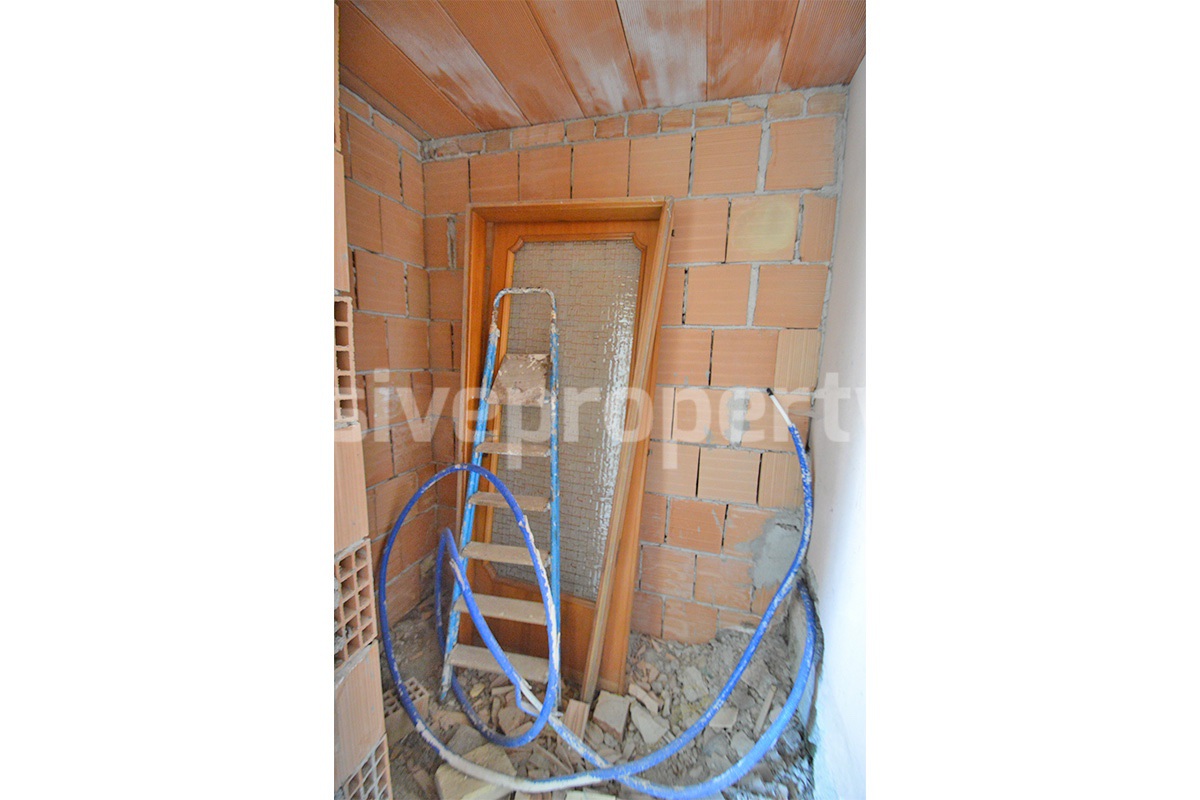 Stone Country Villa with Pool Fenced - Land and Majella Mountain Views for Sale in Abruzzo - Italy