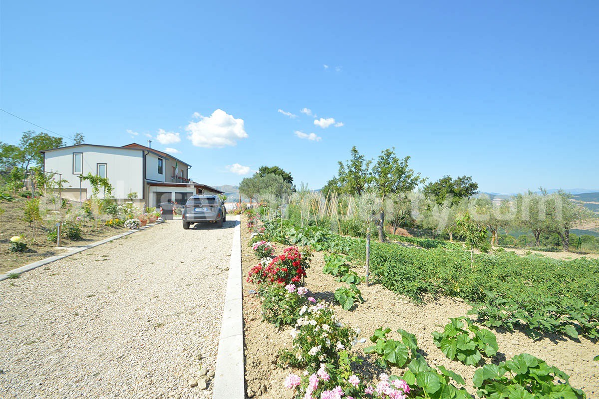 Stone Country Villa with Pool Fenced - Land and Majella Mountain Views for Sale in Abruzzo - Italy
