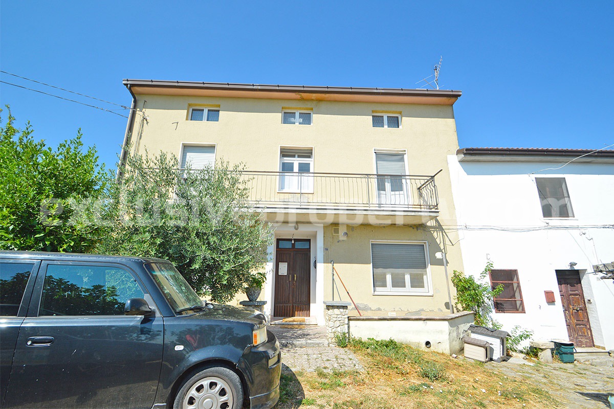 Spacious Habitable Semi-Detached House with Balcony and Hill Views for Sale in Abruzzo - Italy