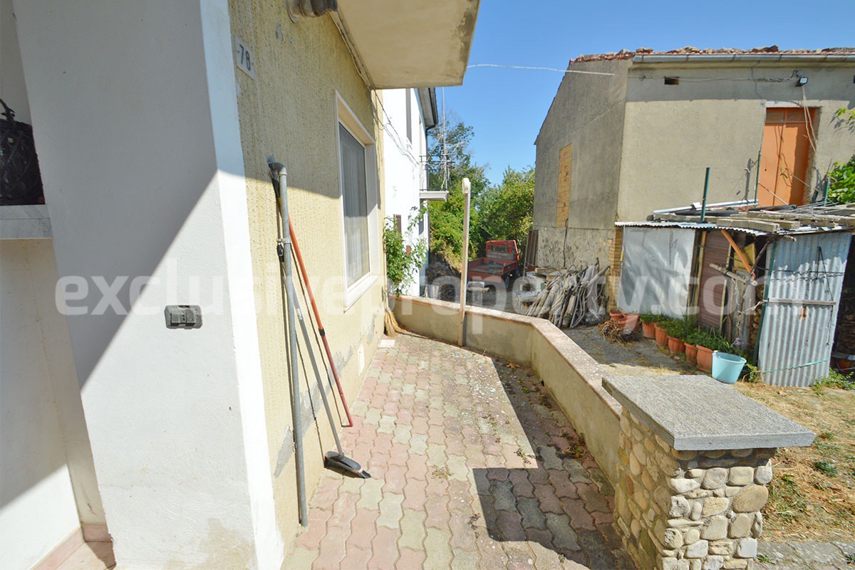 Spacious Habitable Semi-Detached House with Balcony and Hill Views for Sale in Abruzzo - Italy