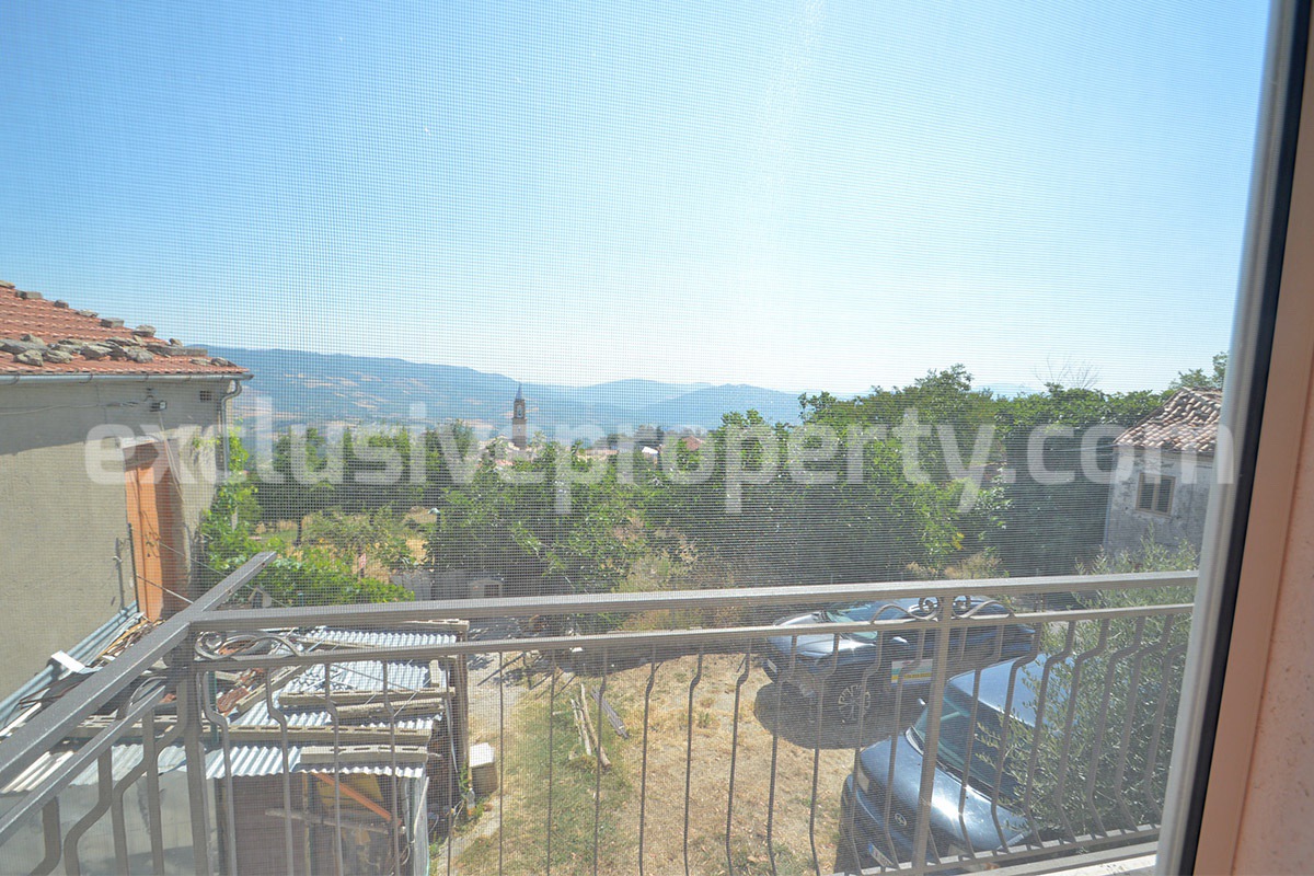 Spacious Habitable Semi-Detached House with Balcony and Hill Views for Sale in Abruzzo - Italy