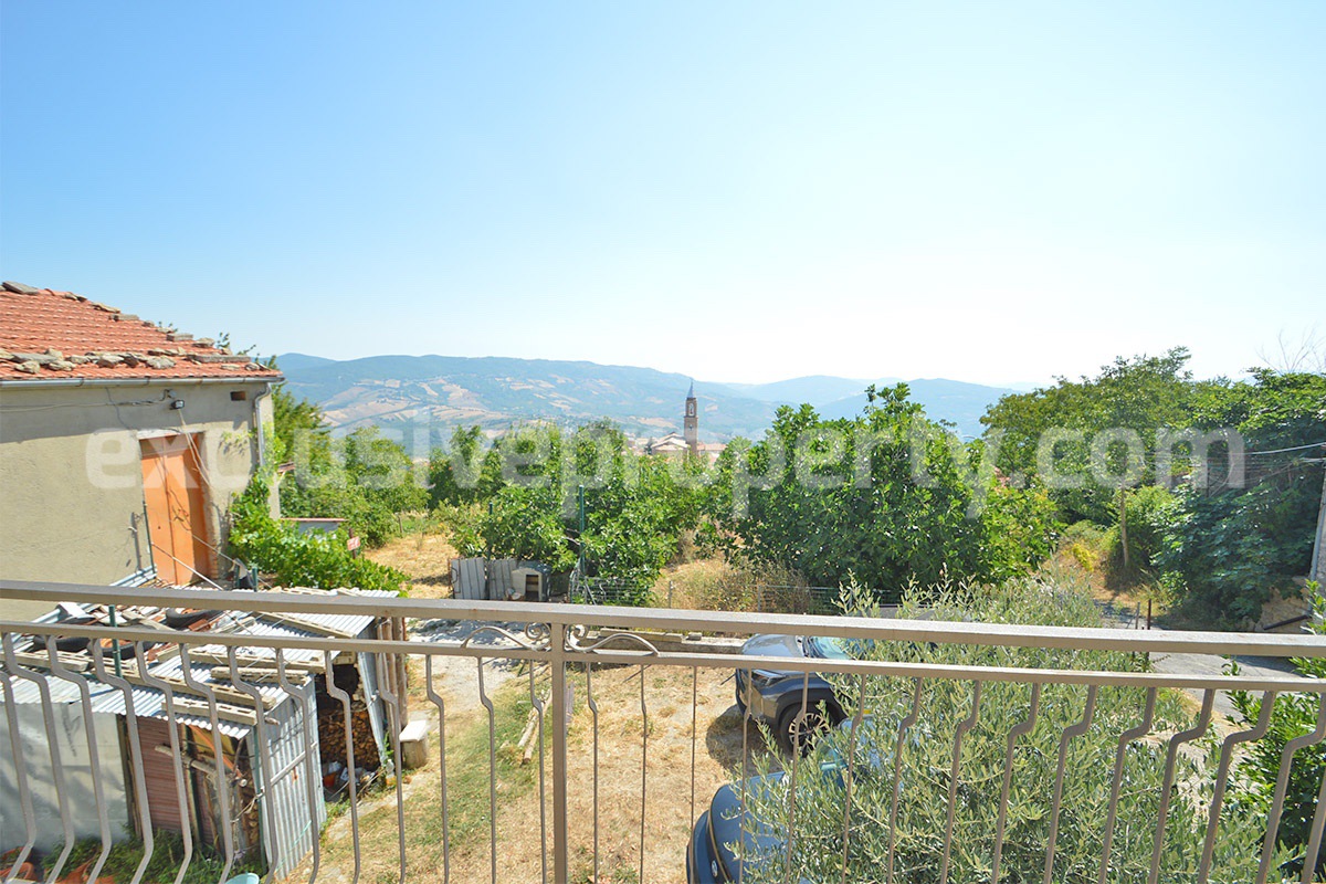 Spacious Habitable Semi-Detached House with Balcony and Hill Views for Sale in Abruzzo - Italy